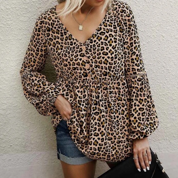 Boho leopard print ruffle hem button detail blouse - Picture 4 of 4